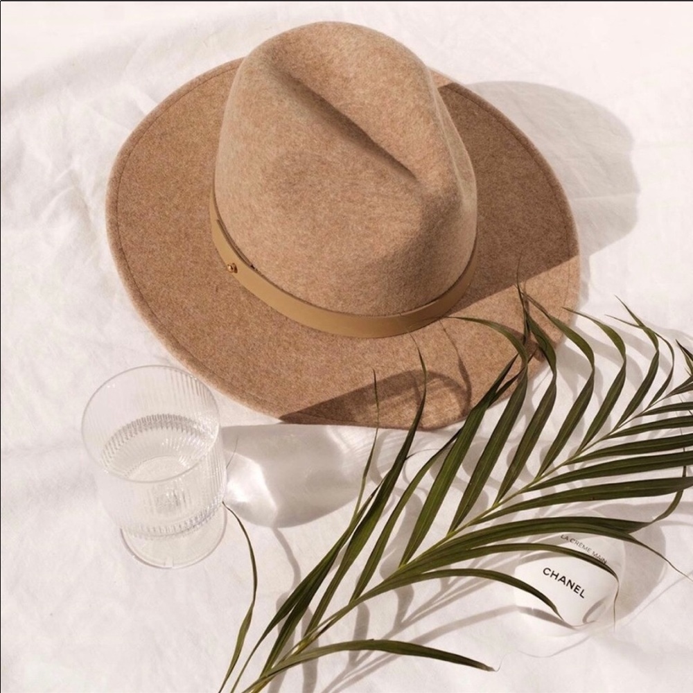 Lack of color hat